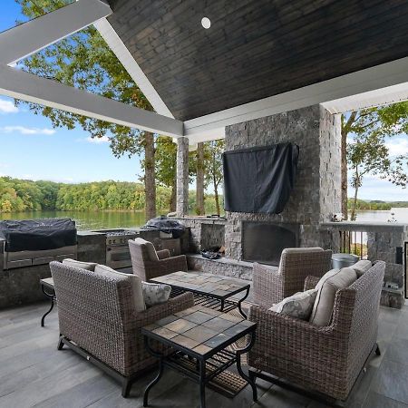 Rare Find Best Lot With Dock And Views On Lake Winchester Esterno foto