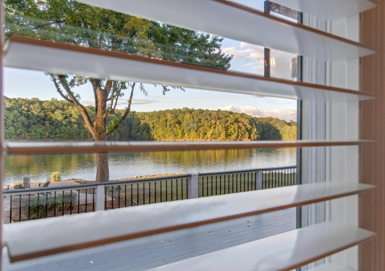 Rare Find Best Lot With Dock And Views On Lake Winchester Esterno foto