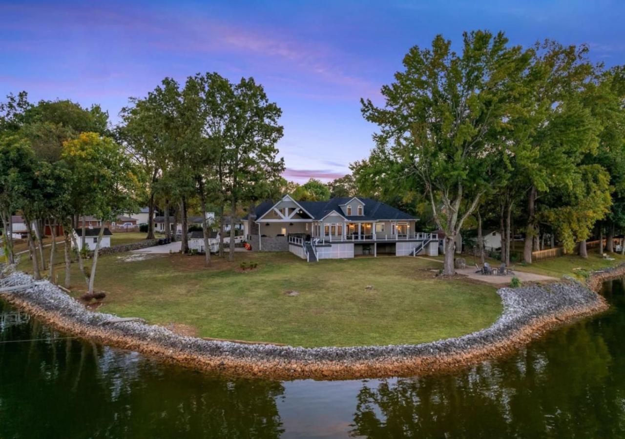 Rare Find Best Lot With Dock And Views On Lake Winchester Esterno foto