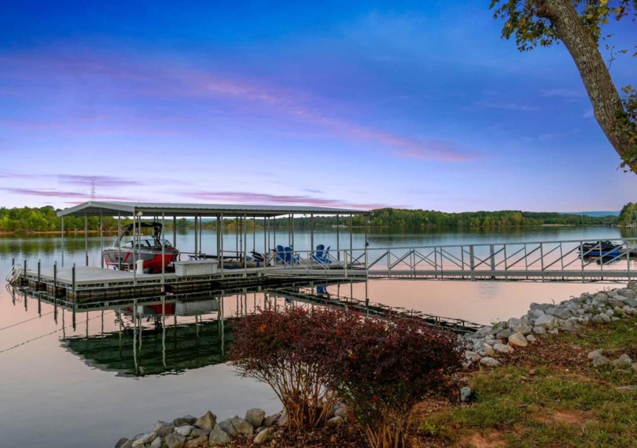 Rare Find Best Lot With Dock And Views On Lake Winchester Esterno foto