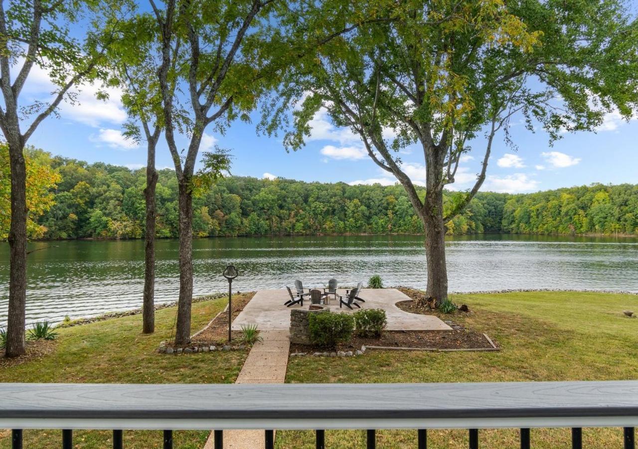 Rare Find Best Lot With Dock And Views On Lake Winchester Esterno foto