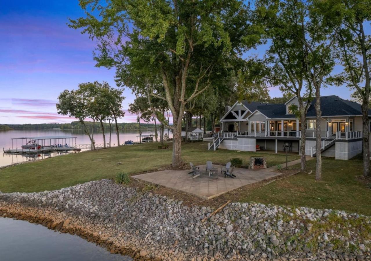 Rare Find Best Lot With Dock And Views On Lake Winchester Esterno foto